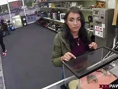 Lekarz pieprzy pacjenta w darmowy filmik sex szpitalu